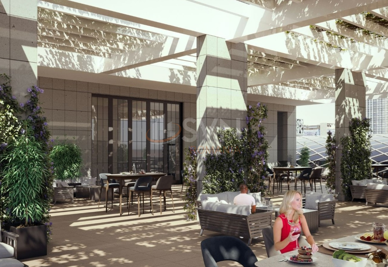 Luxury Tower By The Sea