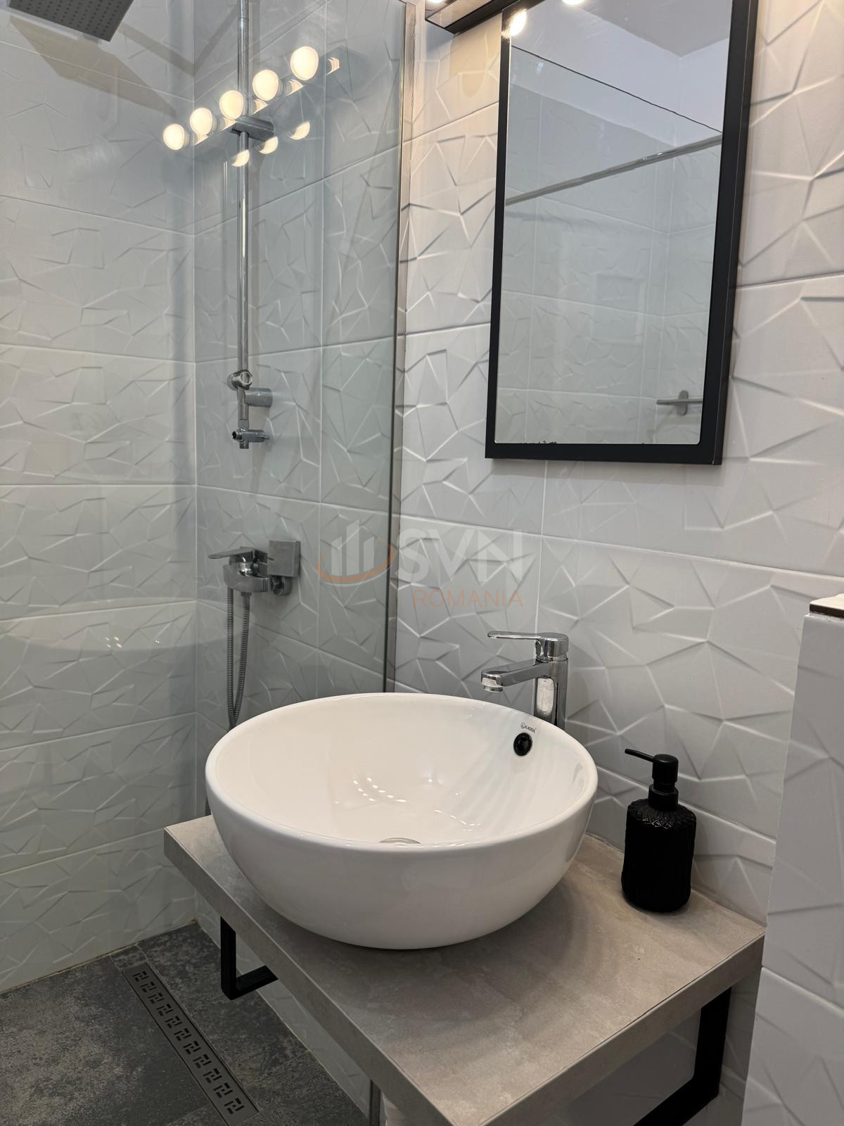 1 camera cu loc parcare exterior inclus Ilfov/Tunari