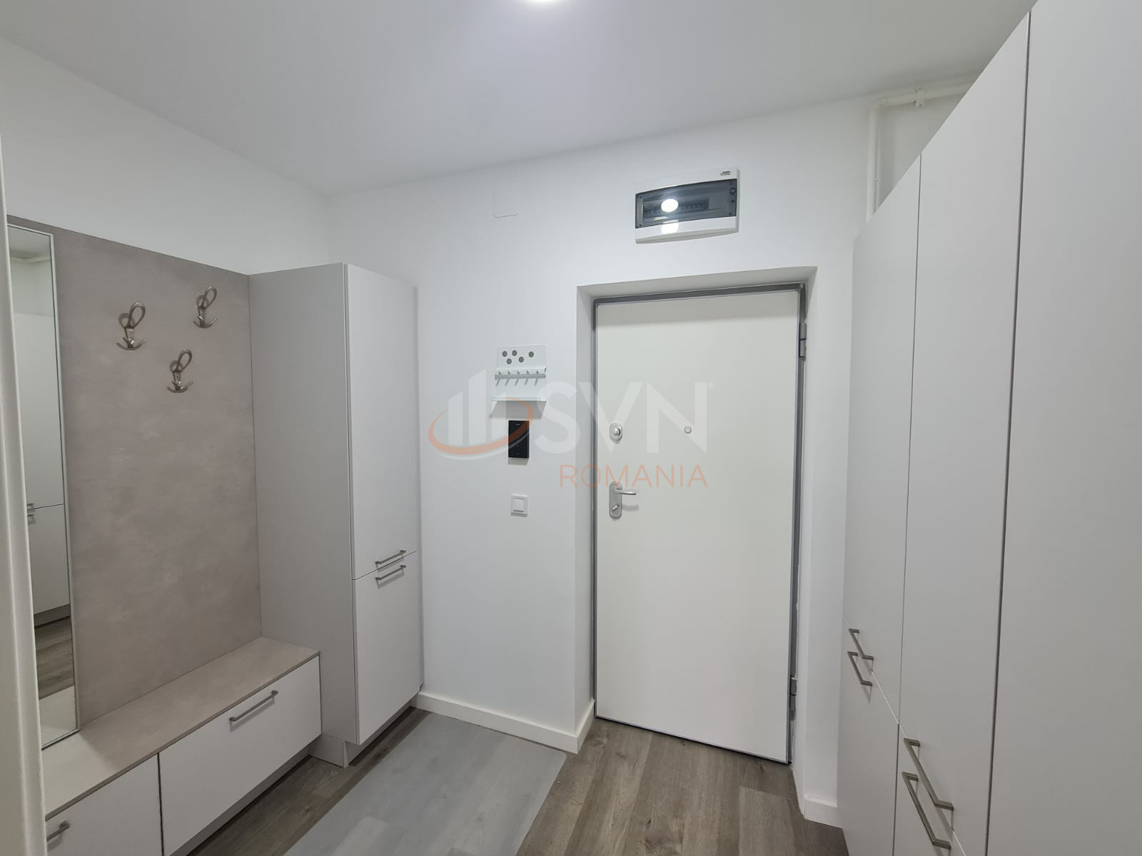 1 camera cu loc parcare exterior inclus Bucuresti/Pipera