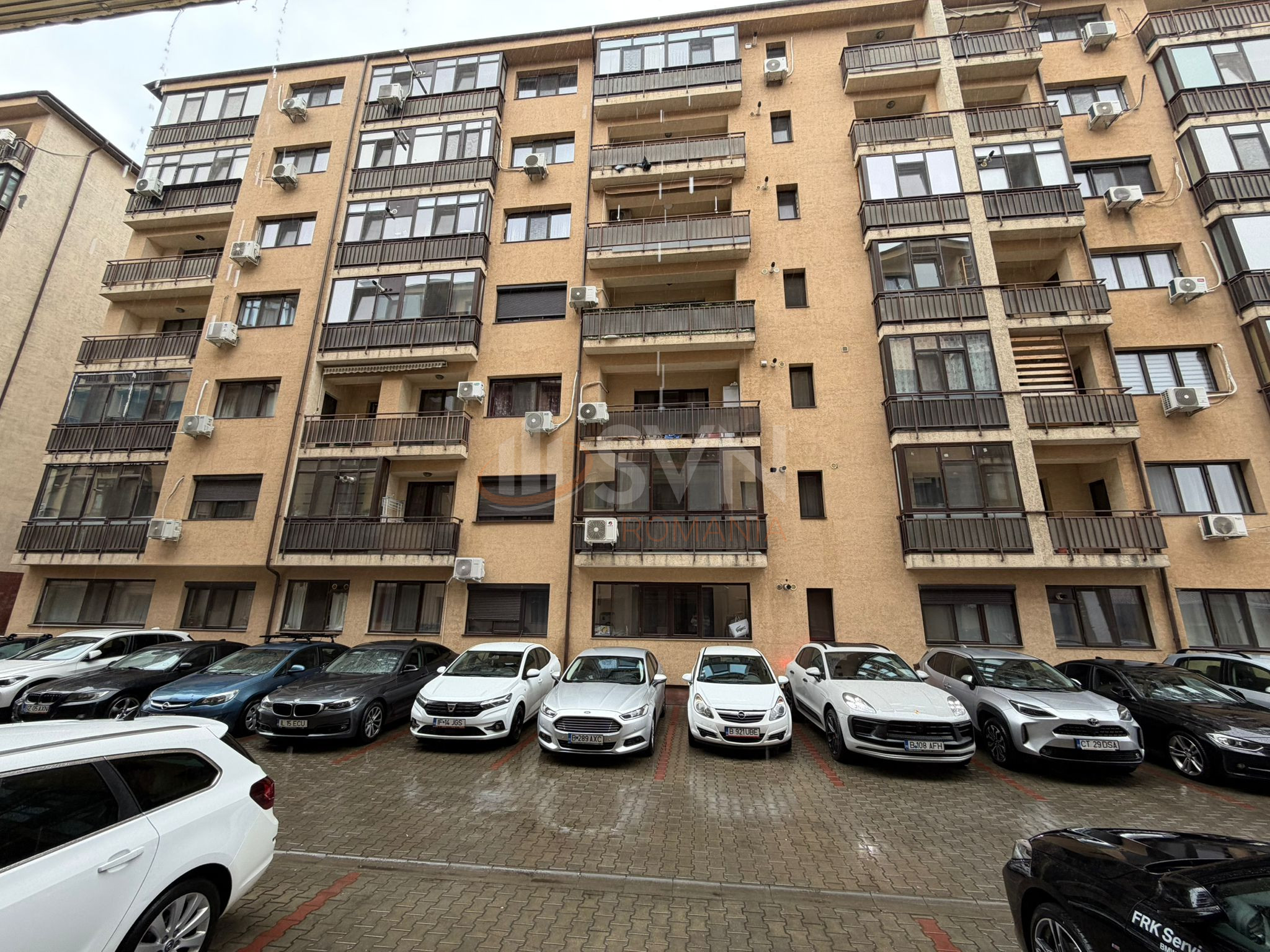 1 camera cu loc parcare exterior inclus Bucuresti/Metalurgiei