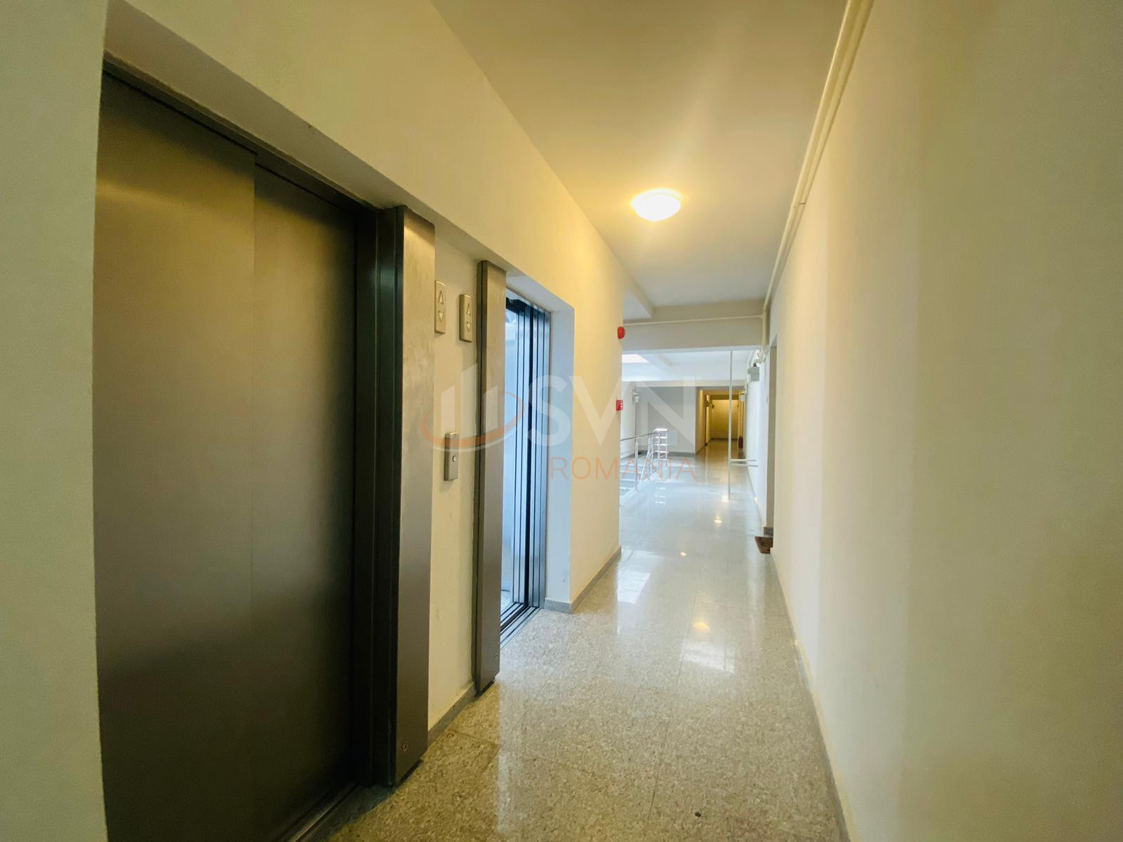 1 camera cu loc parcare exterior inclus Bucuresti/Lujerului