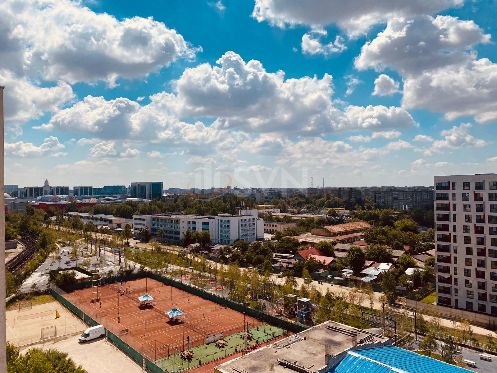 1 camera cu loc parcare exterior inclus Bucuresti/Lujerului