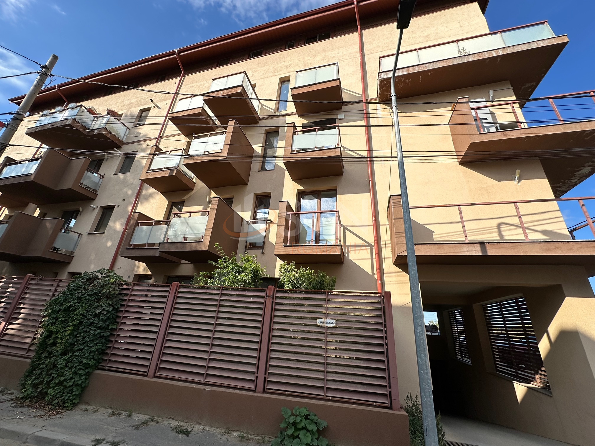 1 camera cu loc parcare exterior inclus Bucuresti/Aviatiei