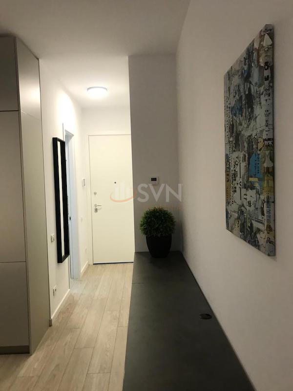 1 camera cu loc parcare subteran inclus Bucuresti/Herastrau