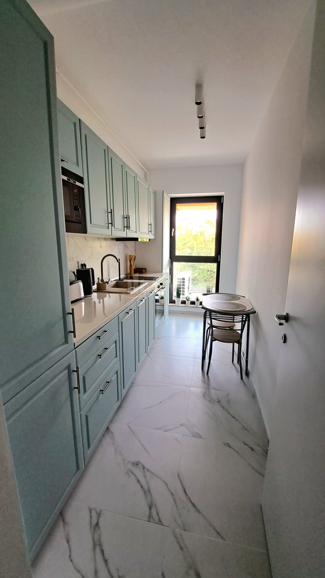 1 camera cu loc parcare subteran inclus Bucuresti/Viilor