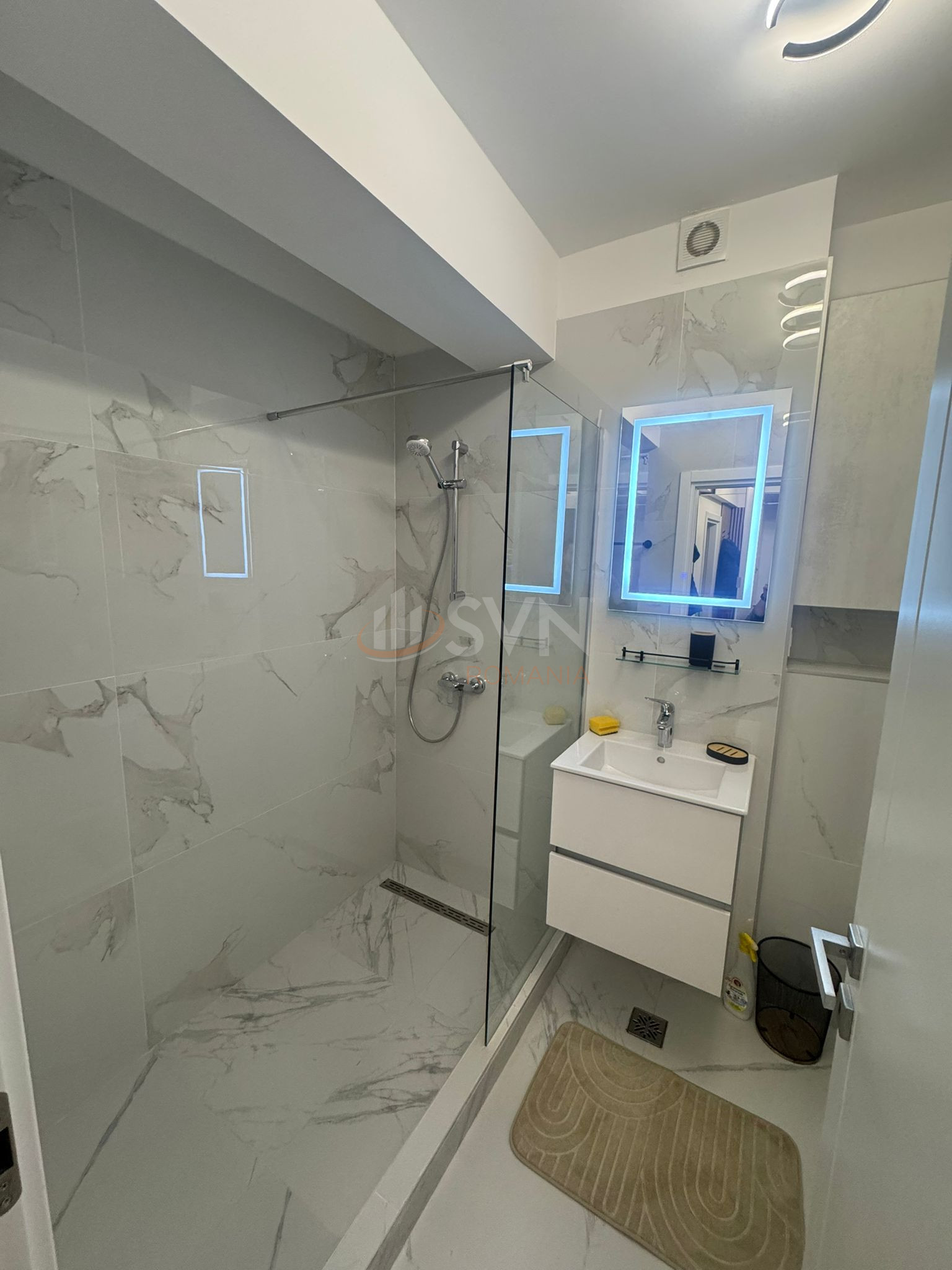 1 camera cu loc parcare subteran inclus Bucuresti/Pipera