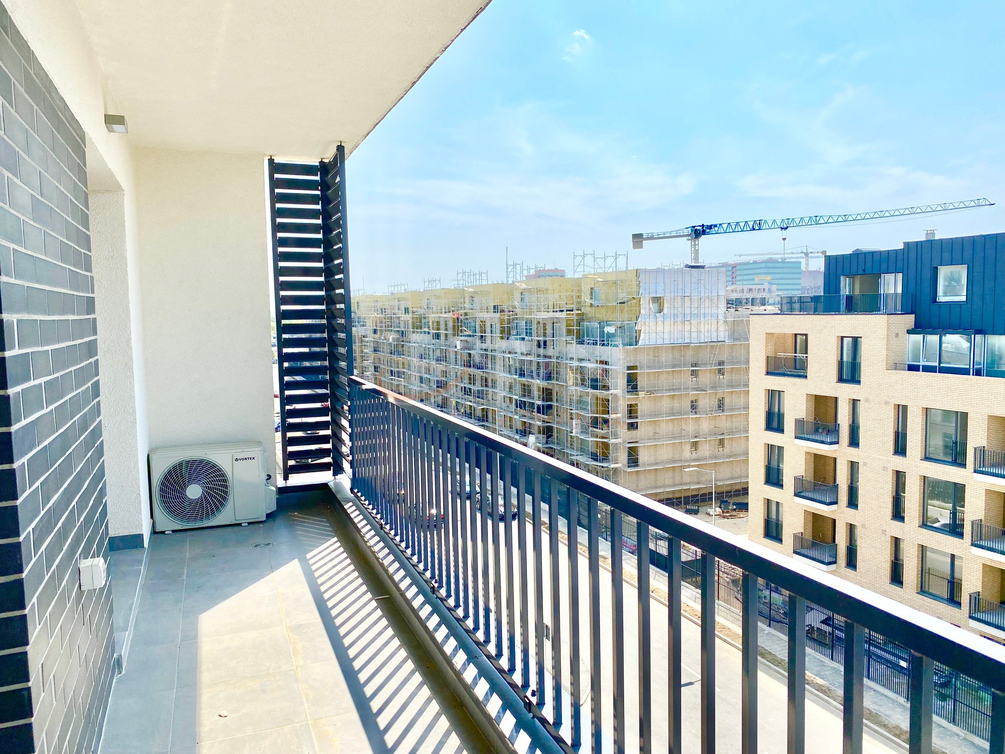 1 camera cu loc parcare subteran inclus Bucuresti/Pipera