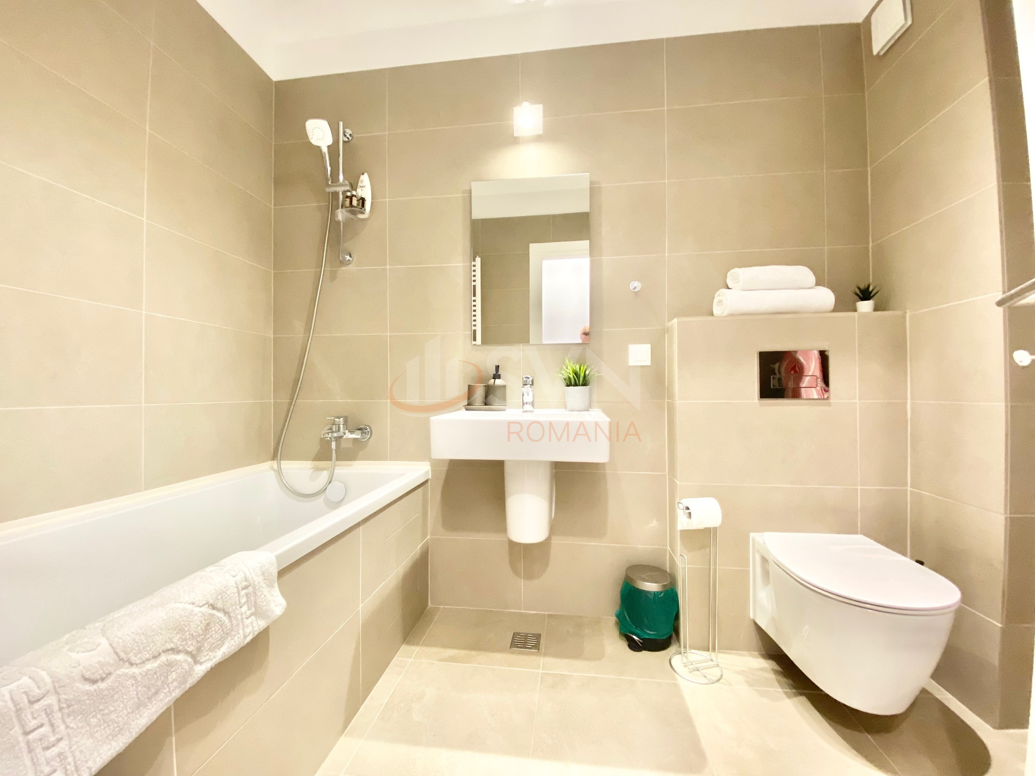 1 camera cu loc parcare subteran inclus Bucuresti/Pipera