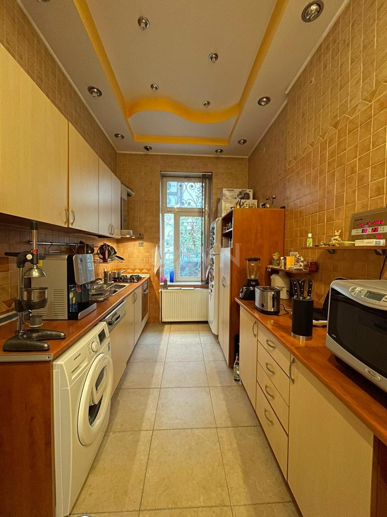 10 camere cu loc parcare exterior inclus Bucuresti/Kiseleff