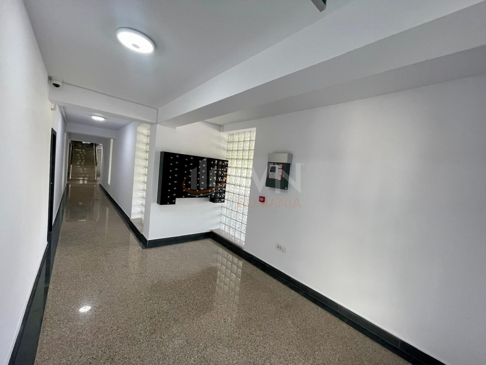 2 camere cu loc parcare exterior inclus Bucuresti/Pipera