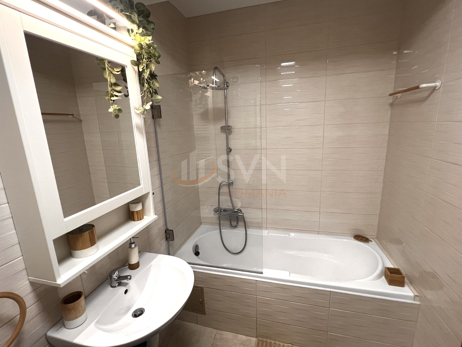 2 camere cu loc parcare exterior inclus Bucuresti/Dristor