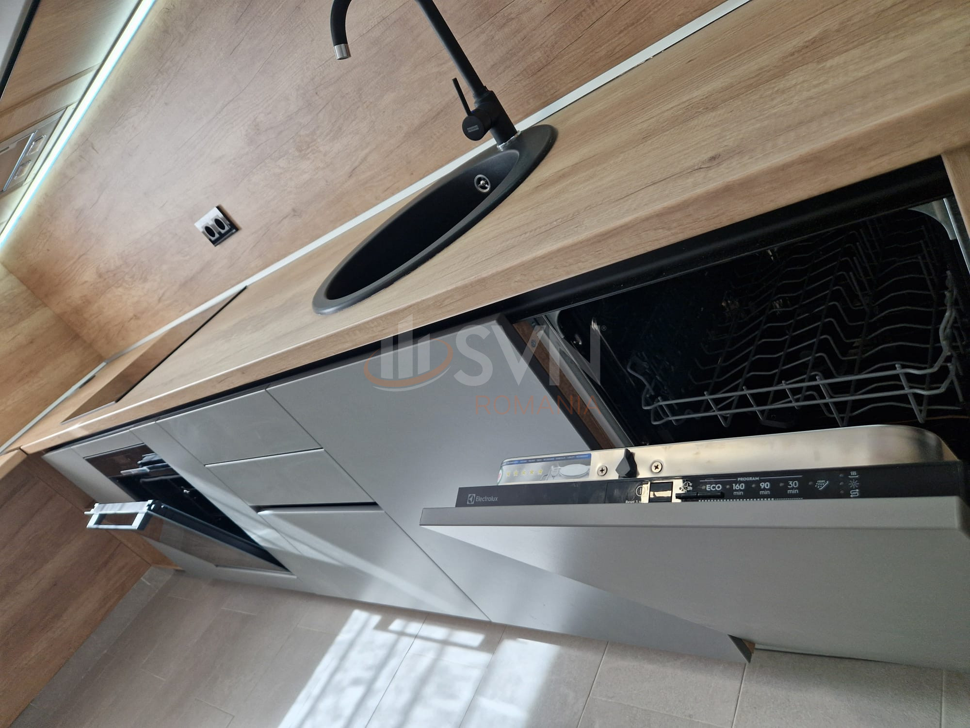 2 camere cu loc parcare exterior inclus Bucuresti/Baneasa