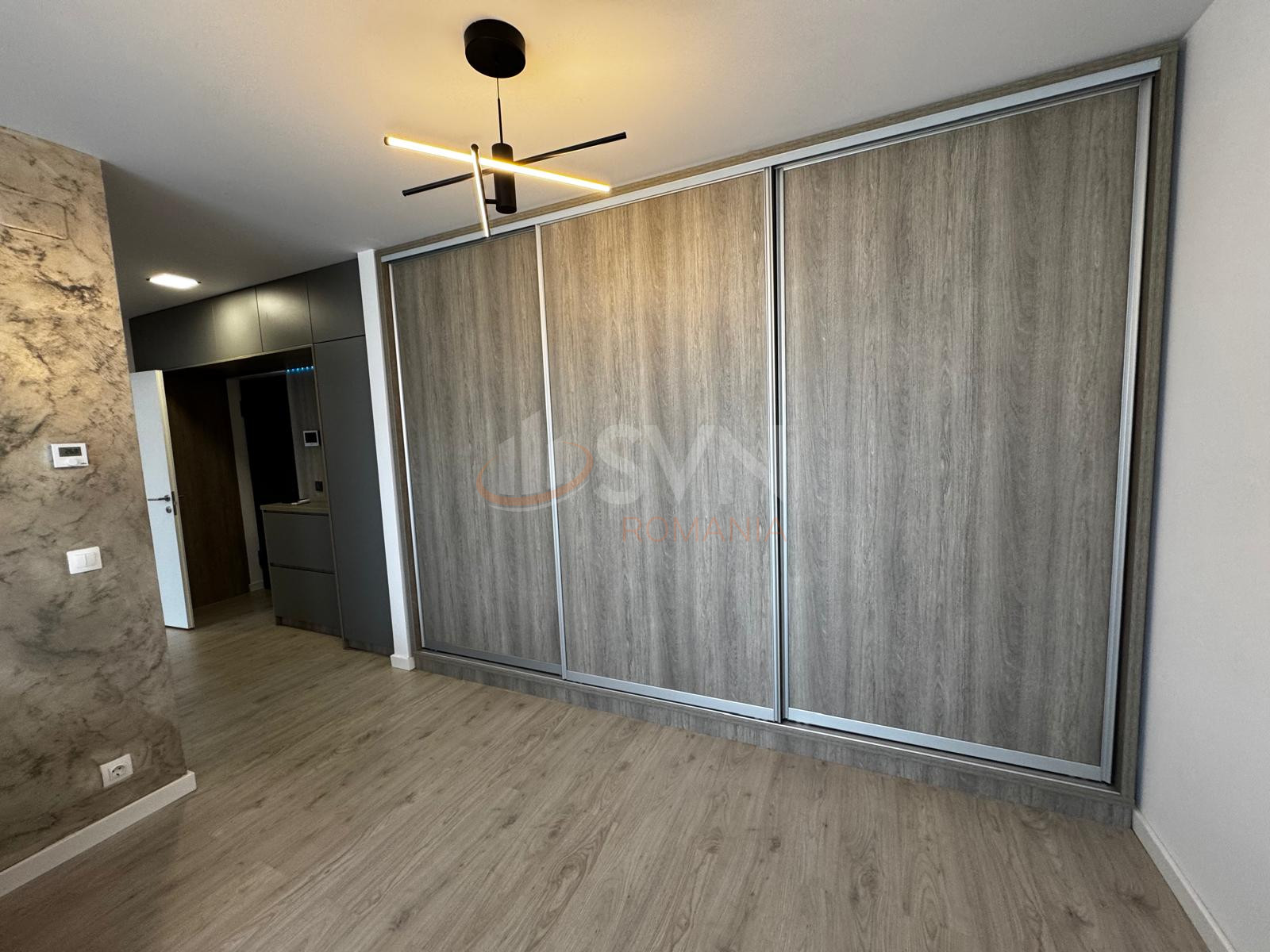 2 camere cu loc parcare exterior inclus Bucuresti/Baneasa