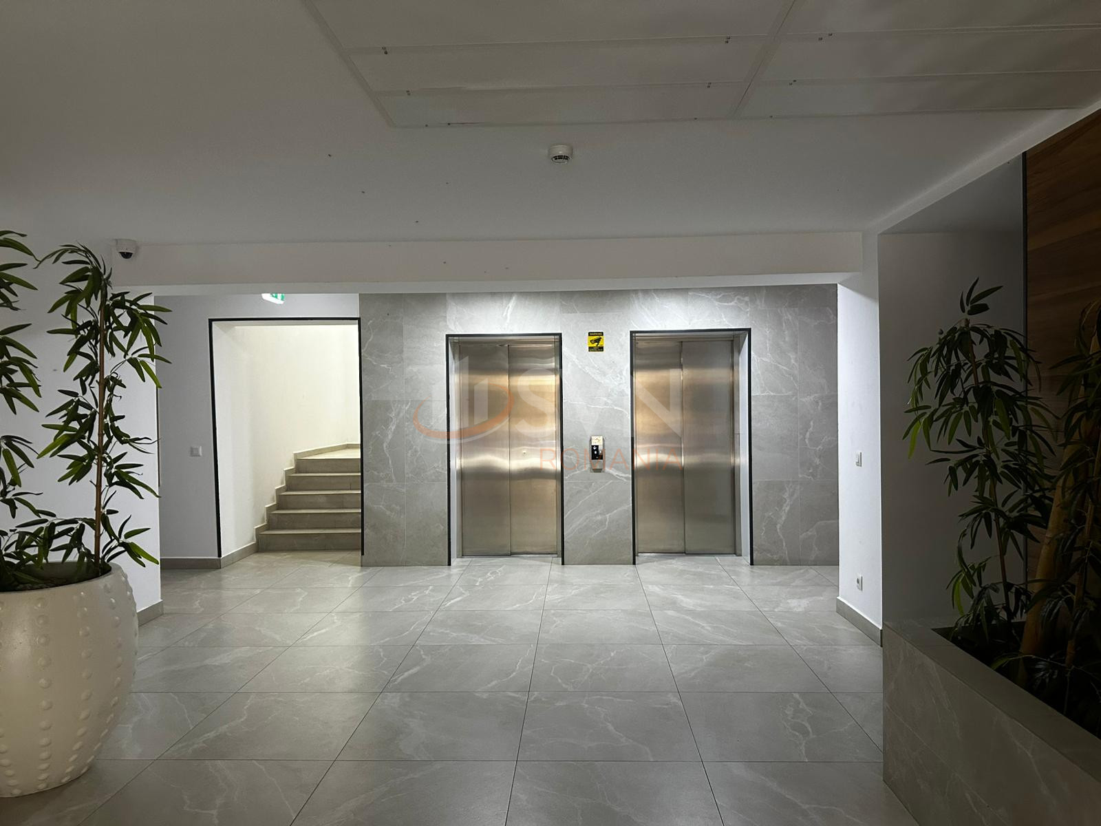 2 camere cu loc parcare exterior inclus Bucuresti/Theodor Pallady