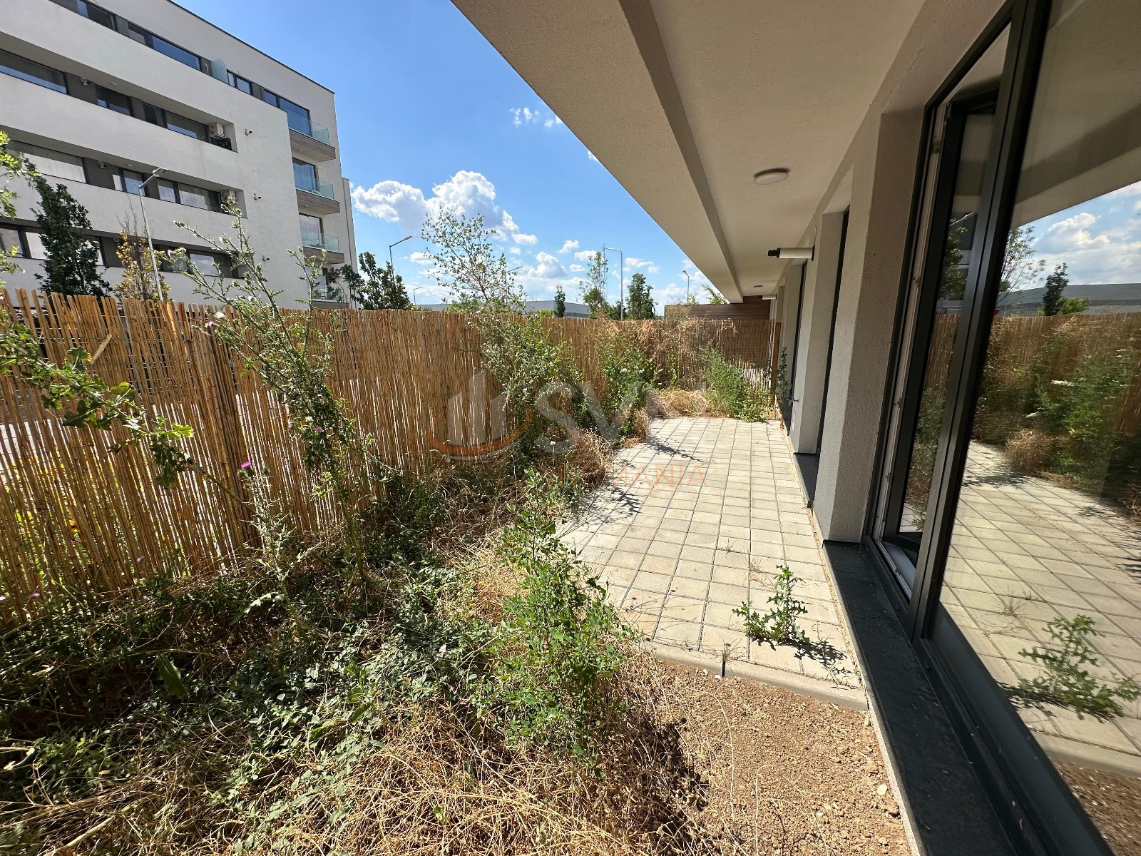 2 camere cu loc parcare exterior inclus Bucuresti/Straulesti