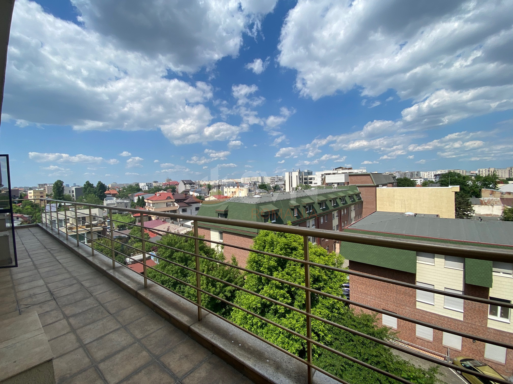 2 camere cu loc parcare exterior inclus Bucuresti/Muncii