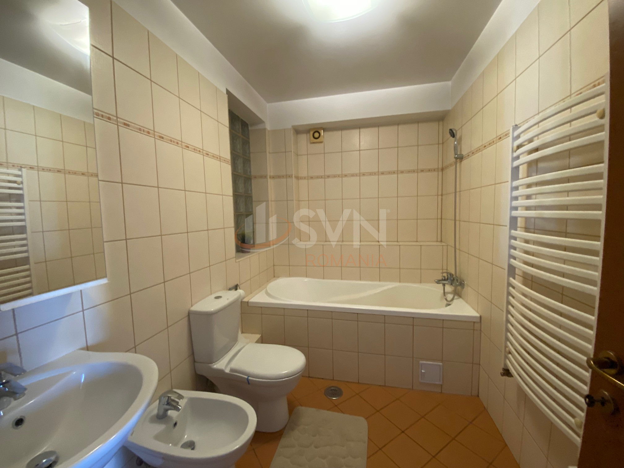 2 camere cu loc parcare exterior inclus Bucuresti/Muncii