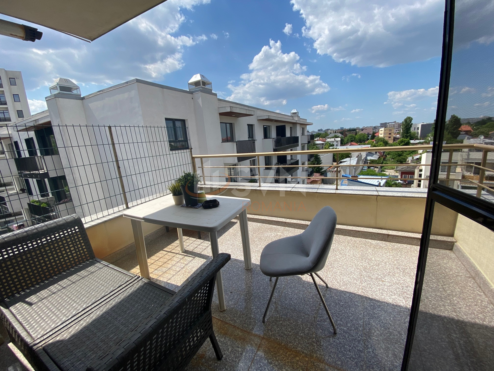 2 camere cu loc parcare exterior inclus Bucuresti/Muncii