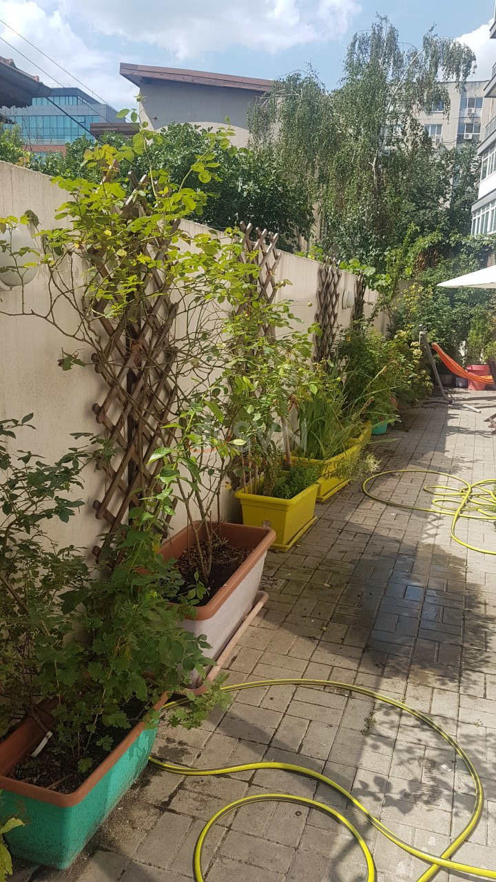2 camere cu loc parcare exterior inclus Bucuresti/Decebal