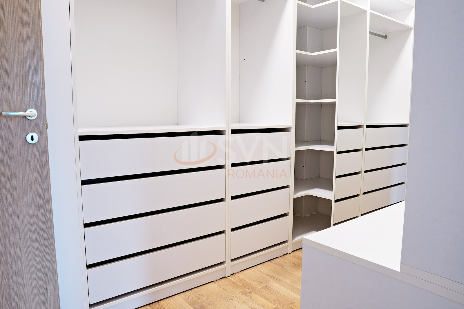 2 camere cu loc parcare exterior inclus Bucuresti/Sisesti