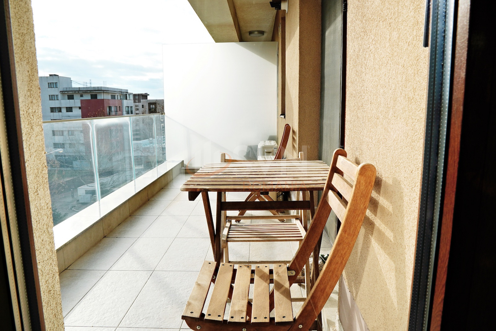 2 camere cu loc parcare exterior inclus Bucuresti/Sisesti