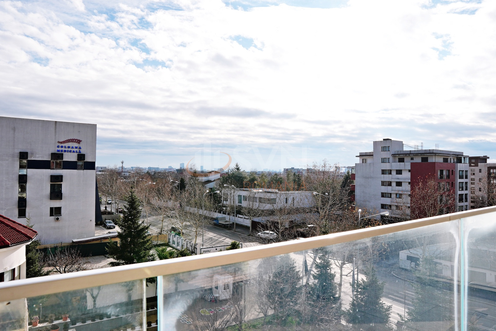 2 camere cu loc parcare exterior inclus Bucuresti/Sisesti