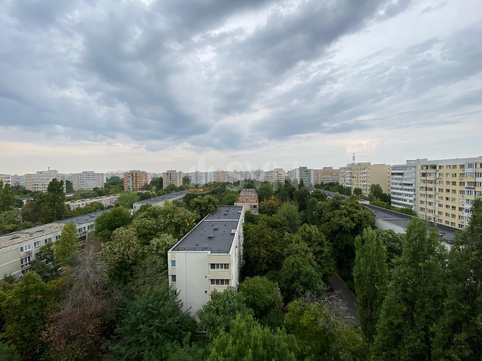 2 camere cu loc parcare exterior inclus Bucuresti/Titan