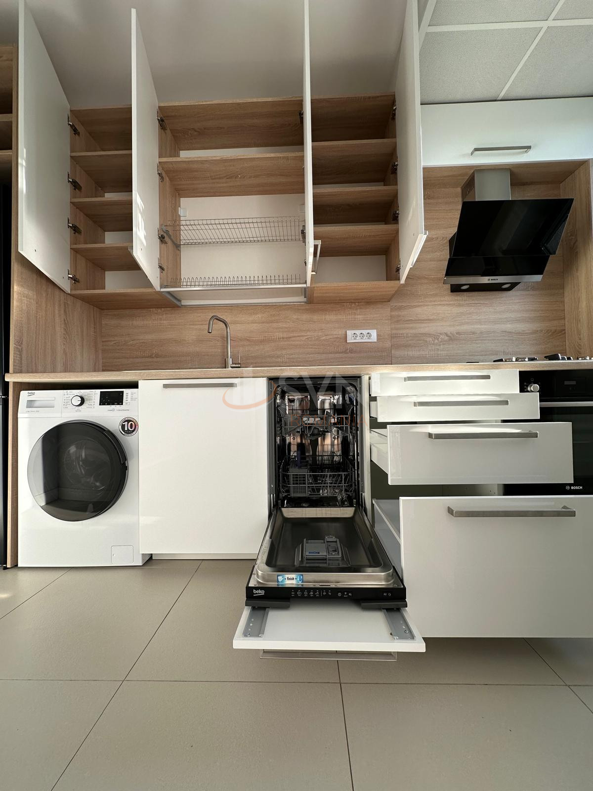 2 camere cu loc parcare exterior inclus Bucuresti/Aviatiei