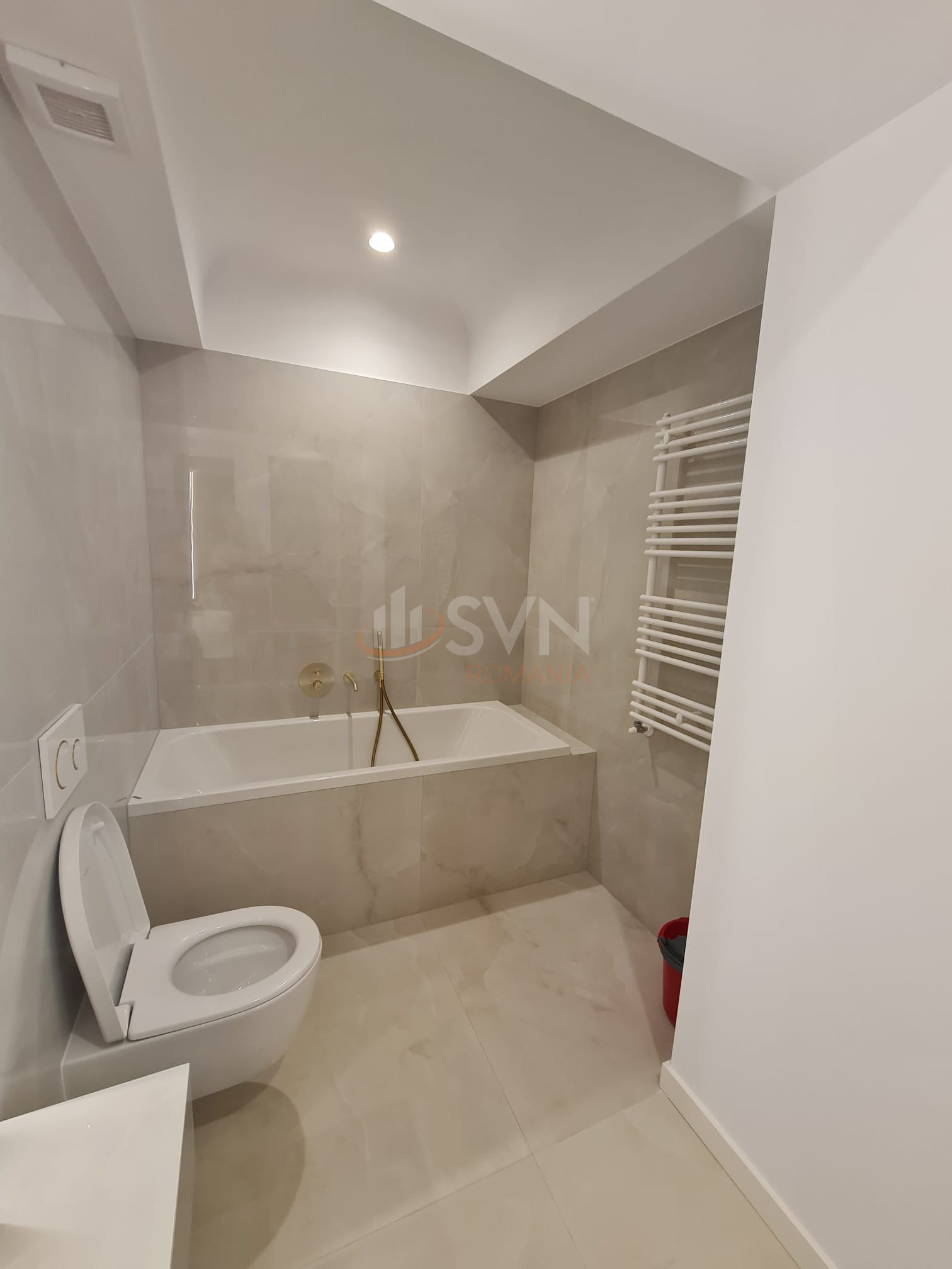 2 camere cu loc parcare exterior inclus Bucuresti/Pipera