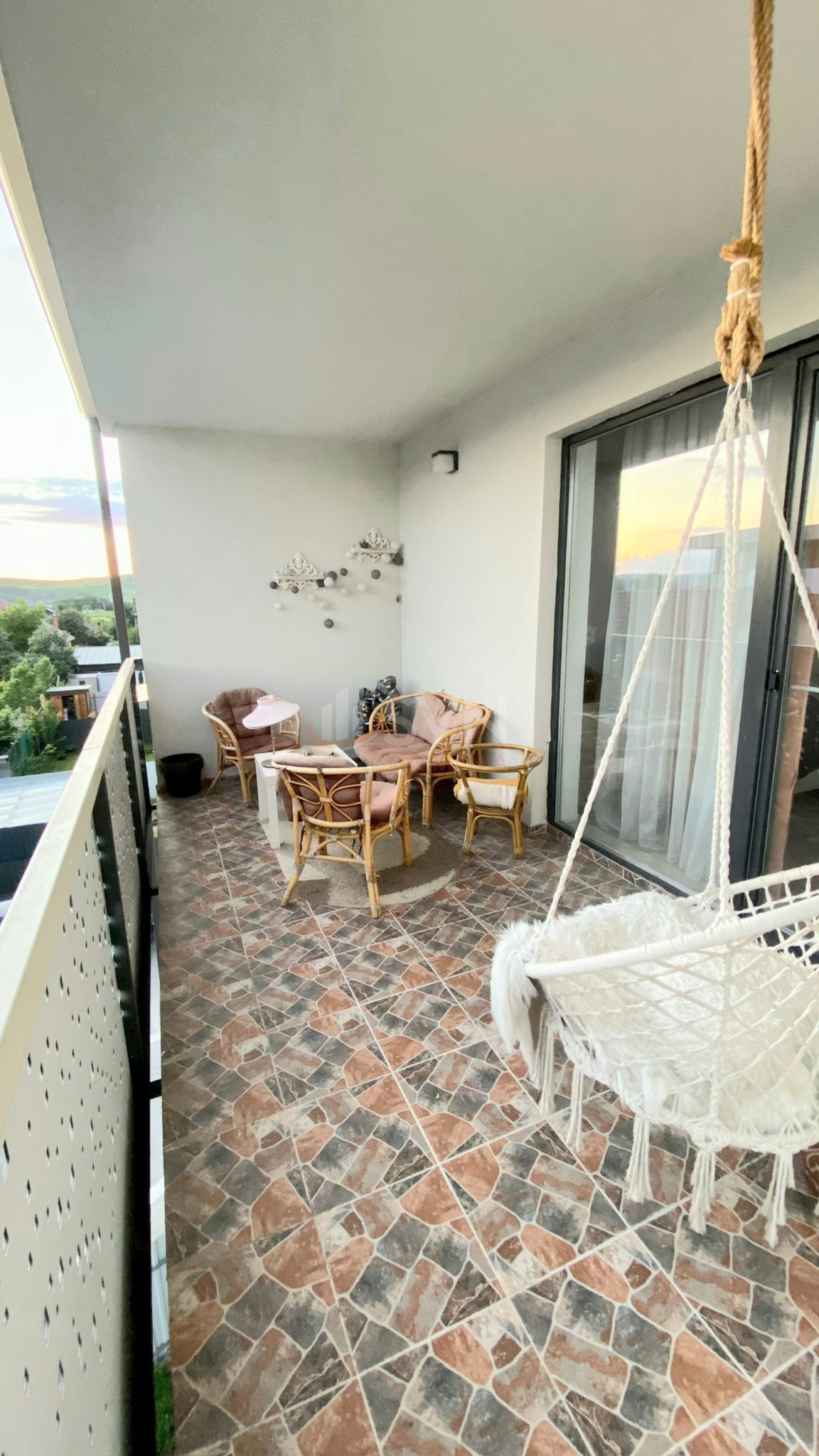 2 camere cu loc parcare exterior inclus Cluj/Aeroport