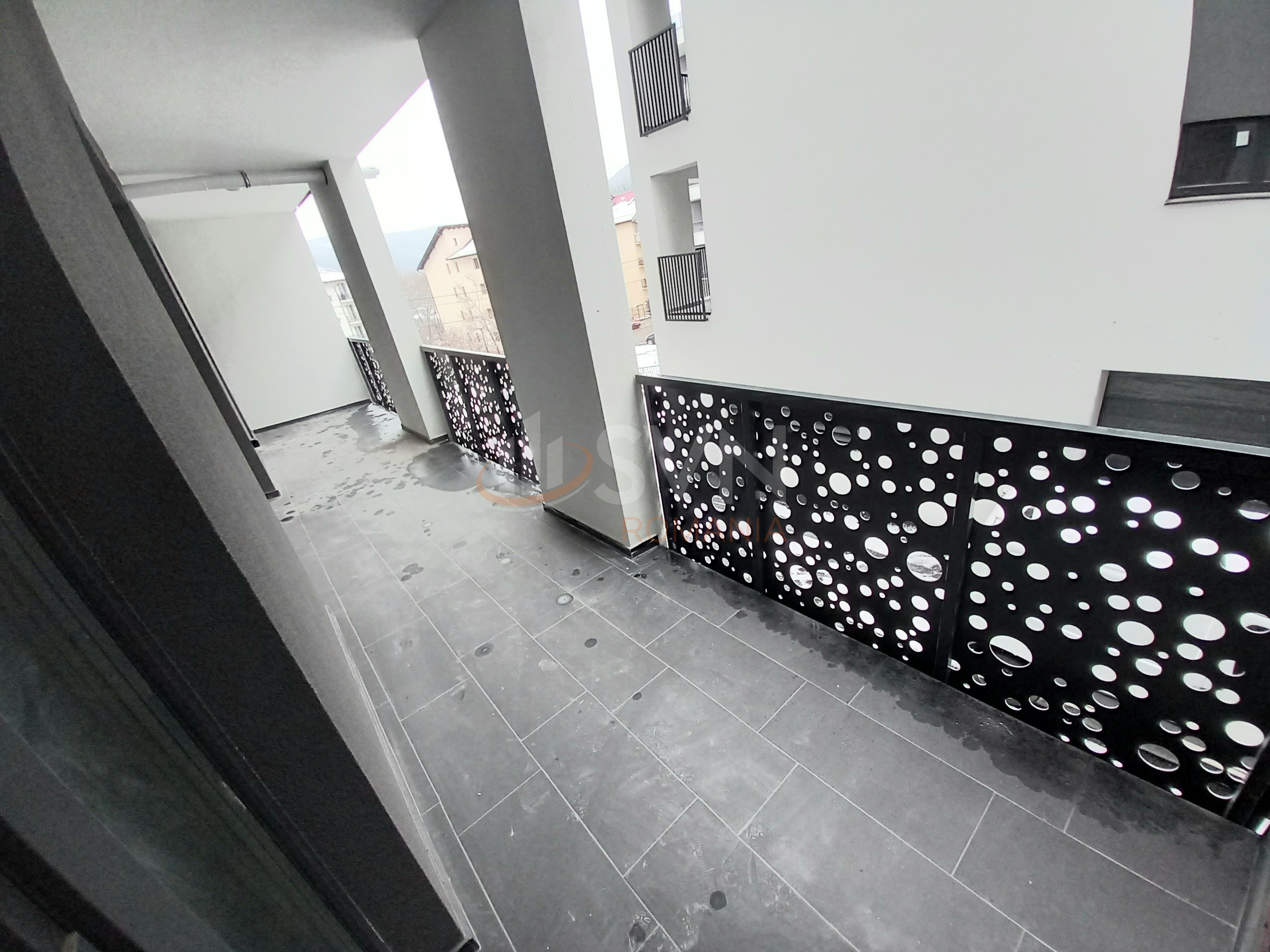 2 camere cu loc parcare exterior inclus Cluj/Manastur