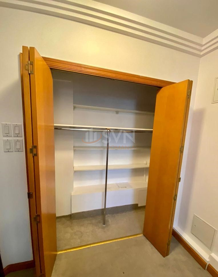 2 camere cu loc parcare exterior inclus Bucuresti/Calea Victoriei