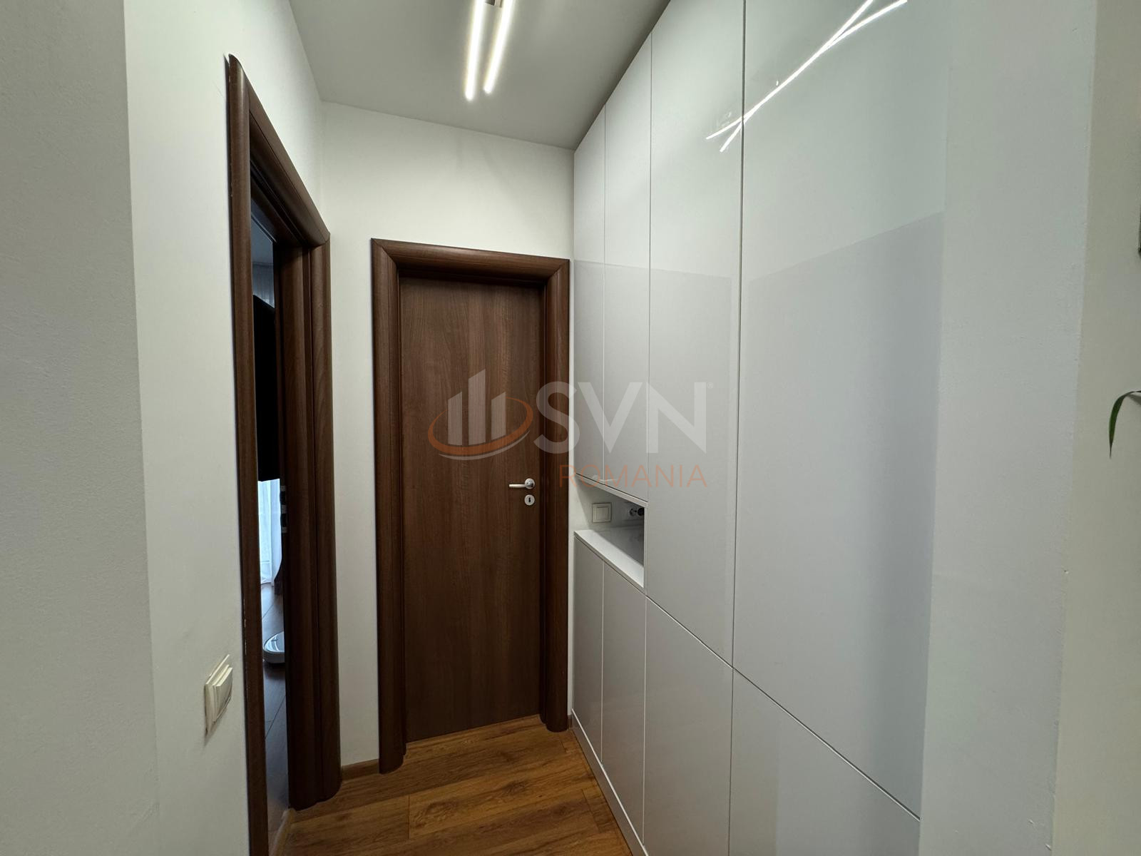 2 camere cu loc parcare exterior inclus Bucuresti/Pipera