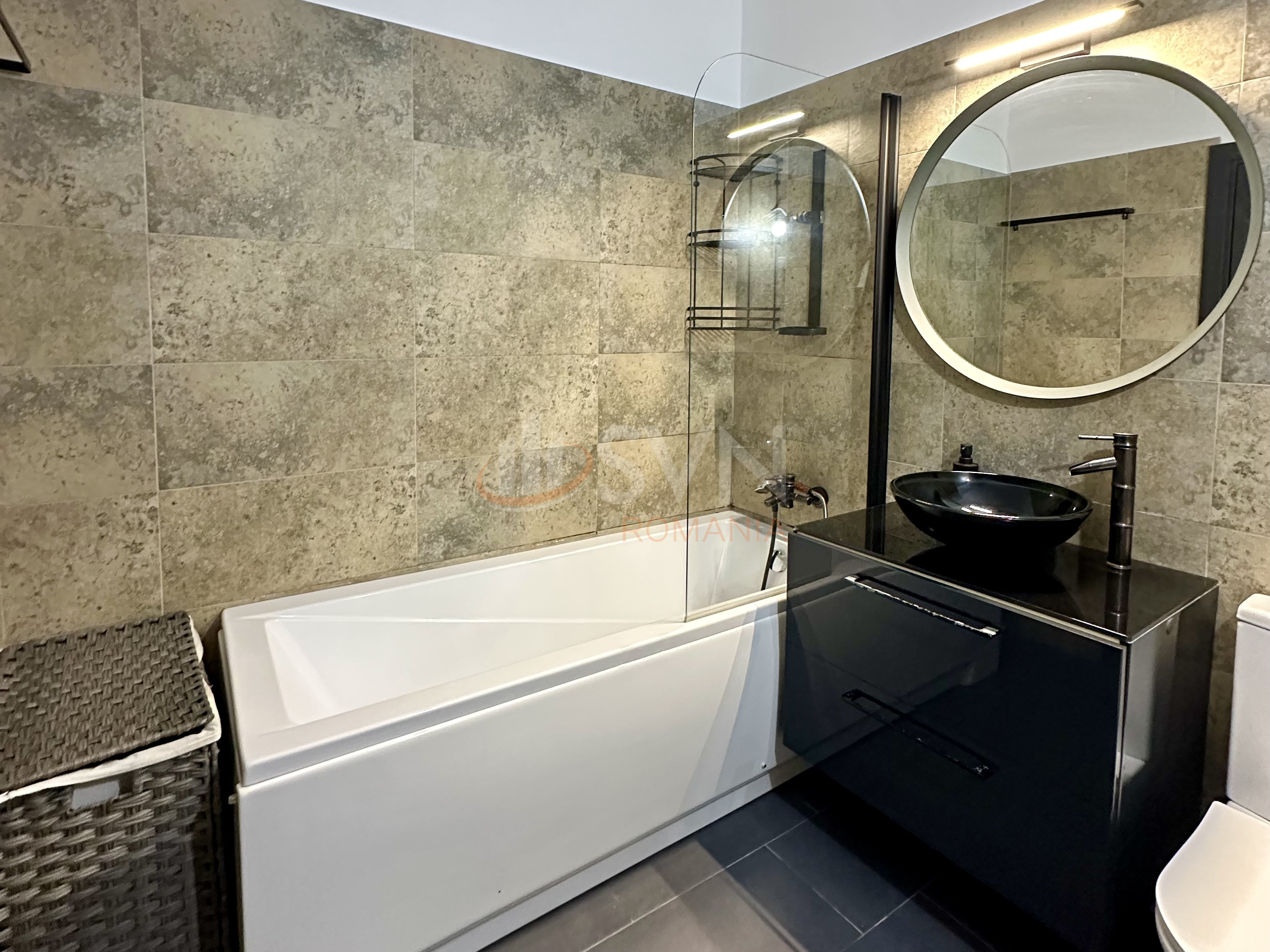 2 camere cu loc parcare exterior inclus Bucuresti/Titan