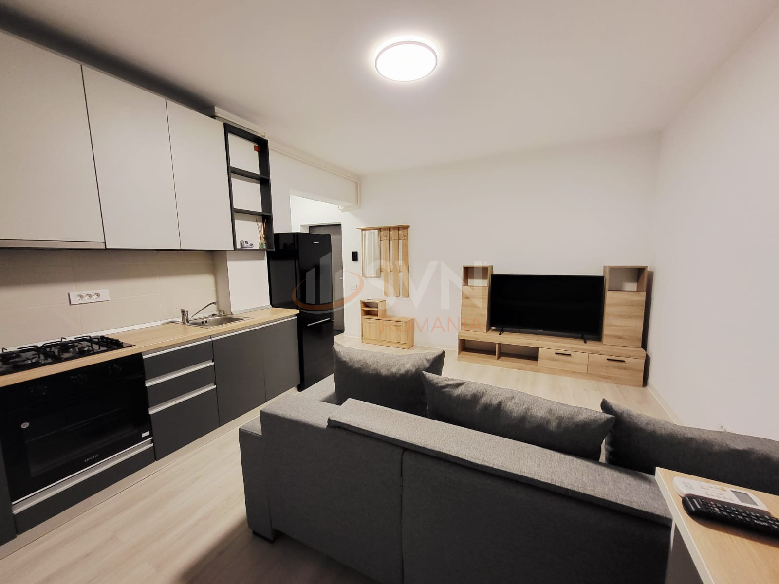 2 camere cu loc parcare exterior inclus Bucuresti/Regie