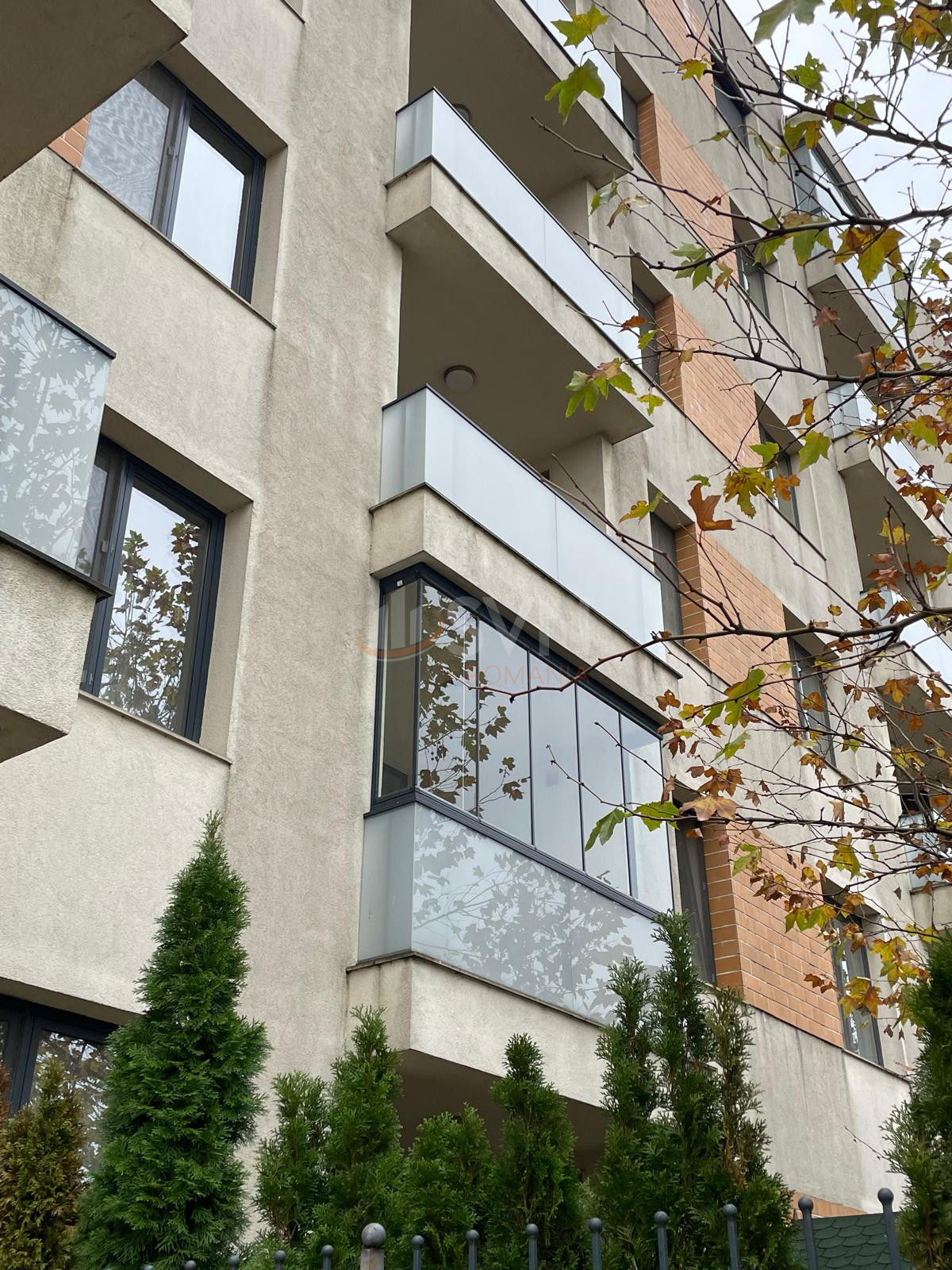 2 camere cu loc parcare exterior inclus Bucuresti/Pipera