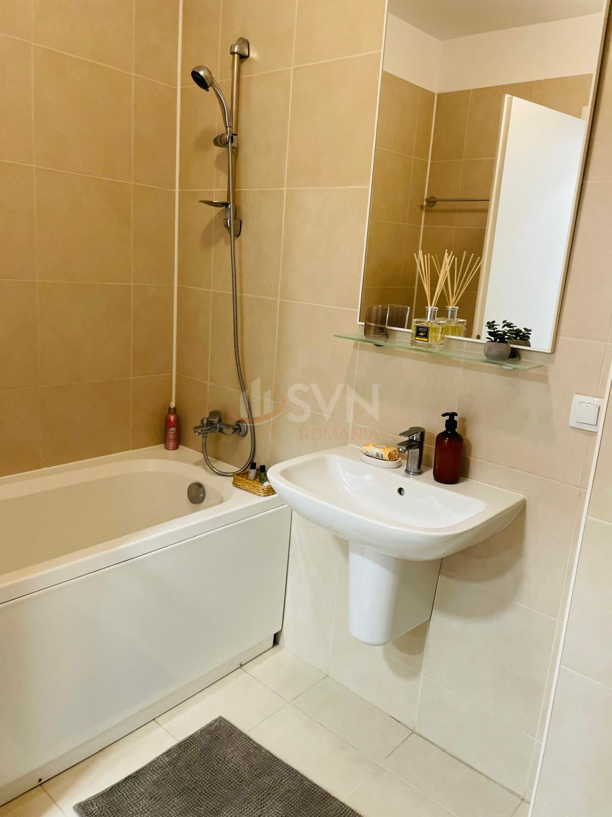 2 camere cu loc parcare exterior inclus Bucuresti/Pipera