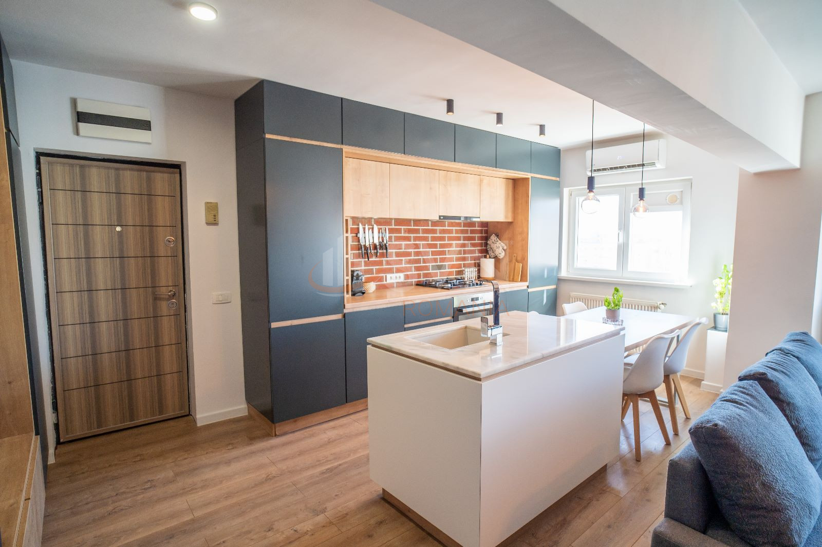 2 camere cu loc parcare exterior inclus Bucuresti/Brancoveanu