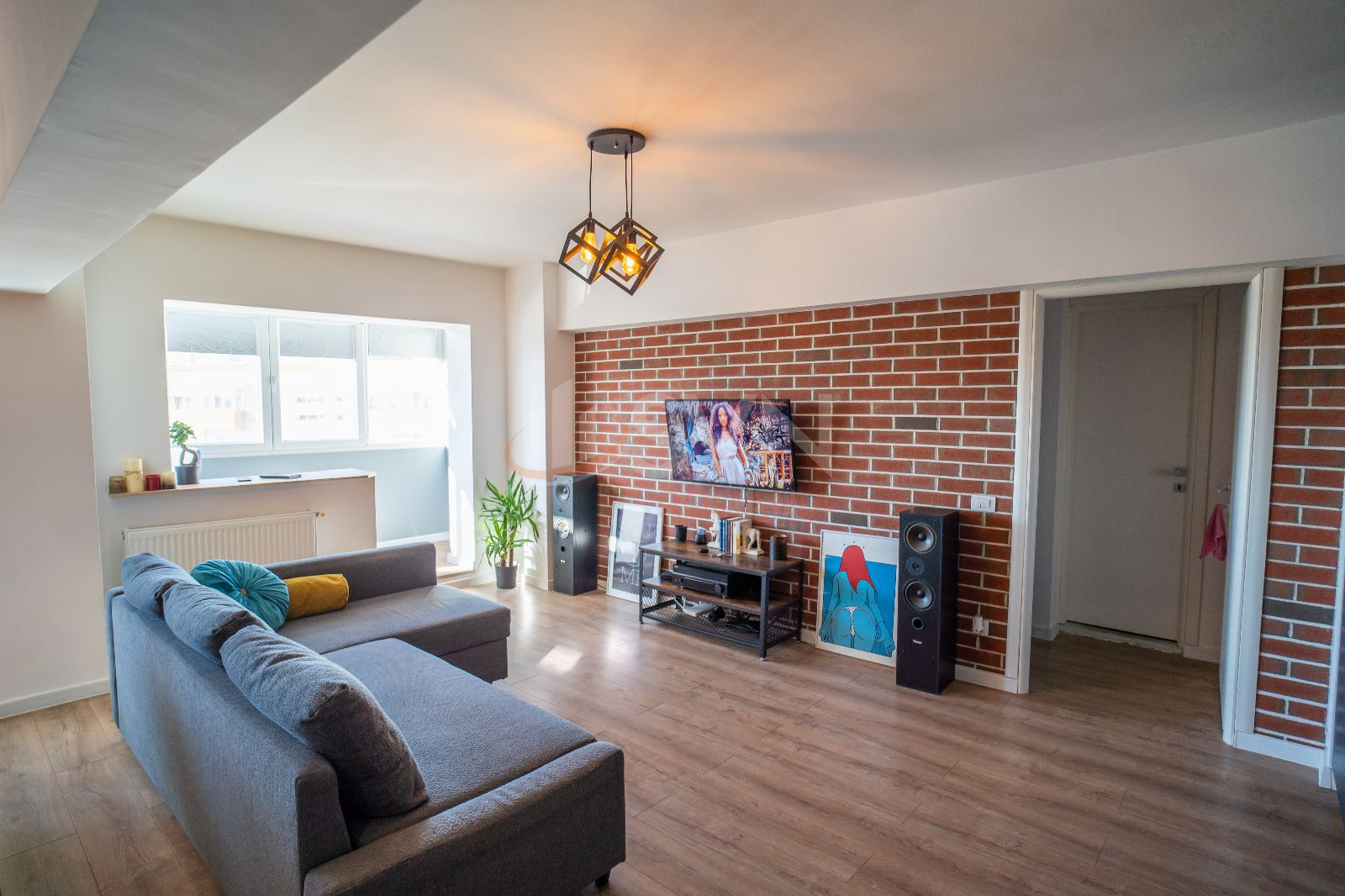 2 camere cu loc parcare exterior inclus Bucuresti/Brancoveanu