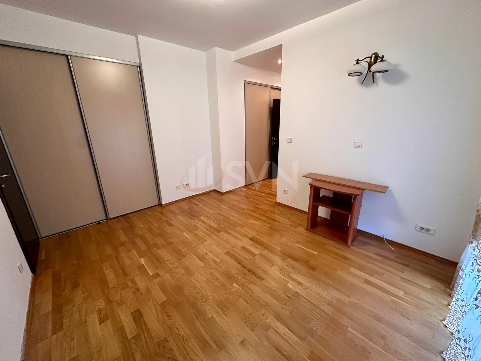 2 camere cu loc parcare exterior inclus Bucuresti/Iancu Nicolae