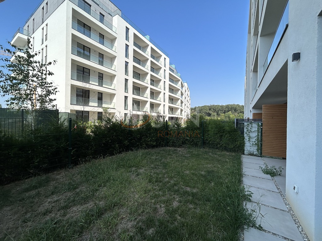 2 camere cu loc parcare exterior inclus Bucuresti/Sisesti