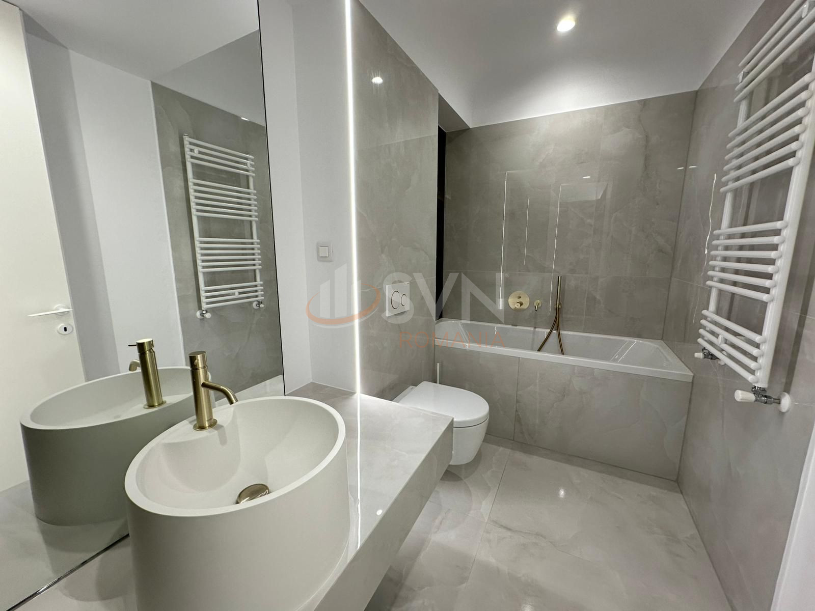 2 camere cu loc parcare exterior inclus Bucuresti/Pipera