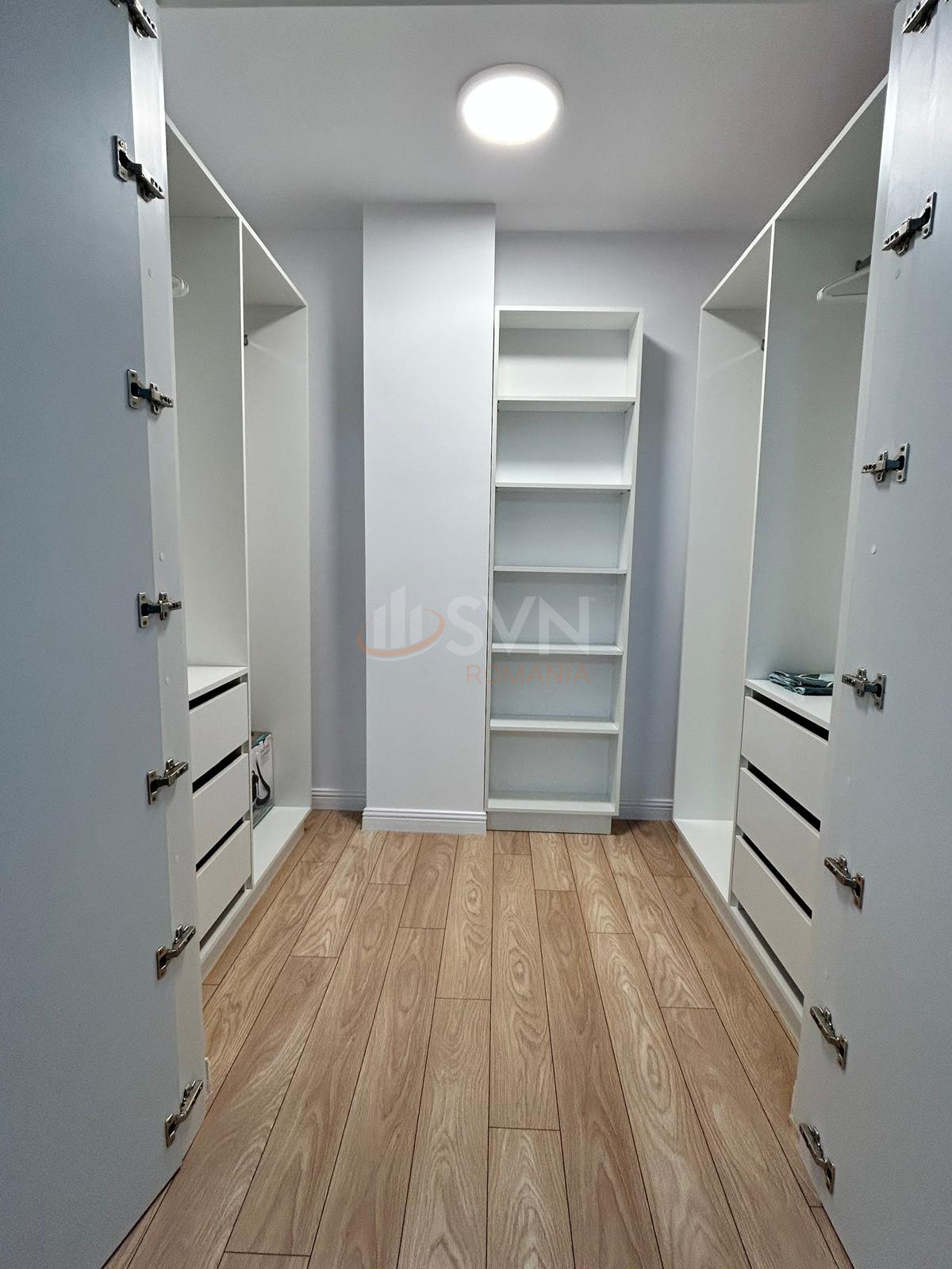 2 camere cu loc parcare exterior inclus Bucuresti/Pipera