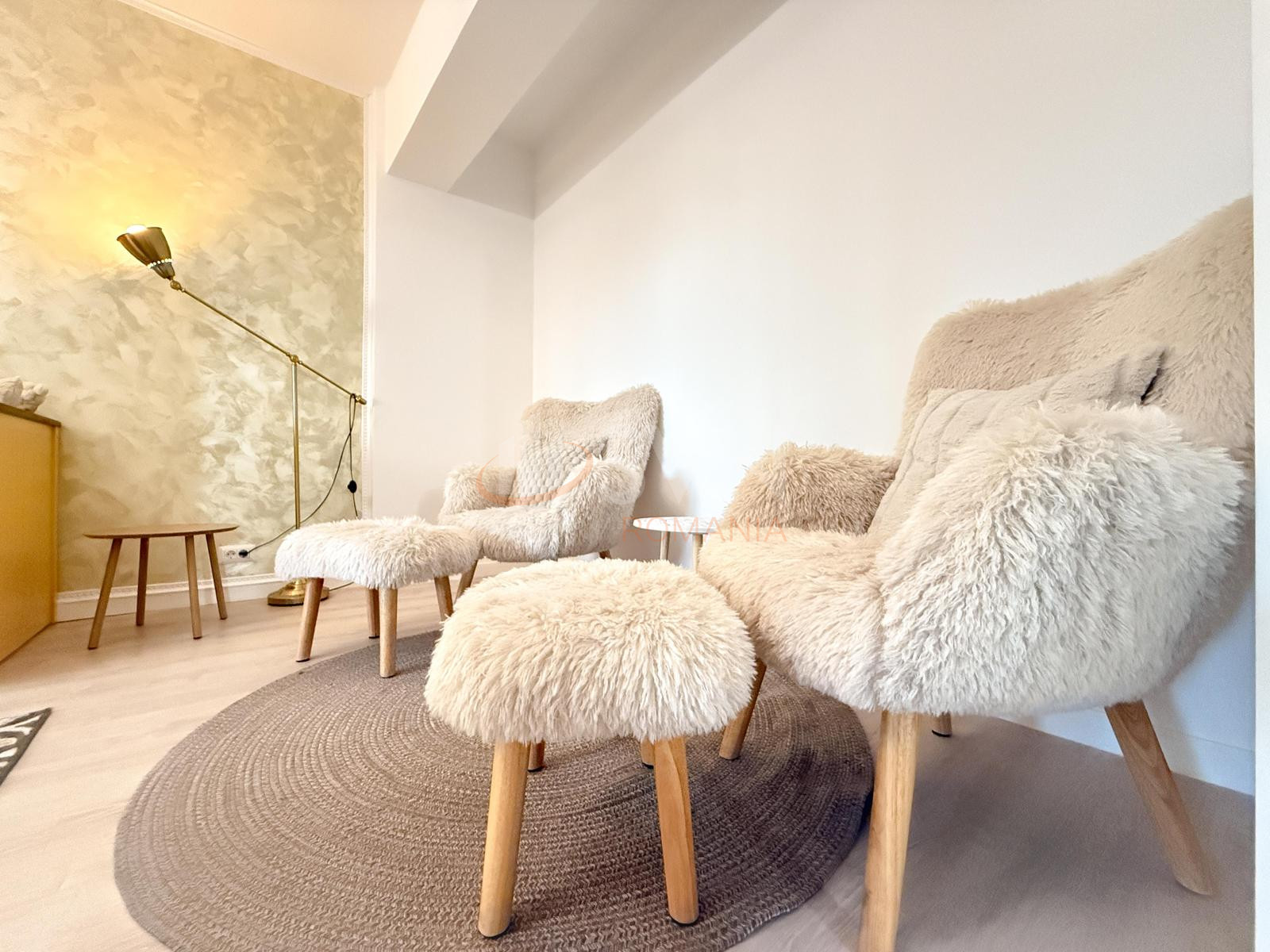 2 camere cu loc parcare exterior inclus Bucuresti/Parcul Carol