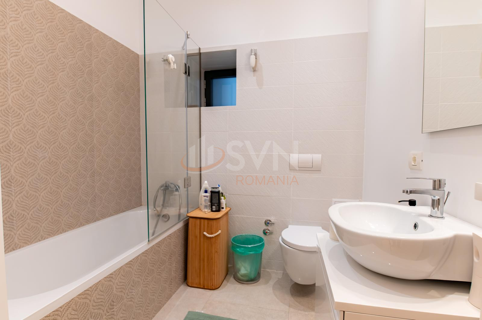 2 camere cu loc parcare exterior inclus Bucuresti/Herastrau