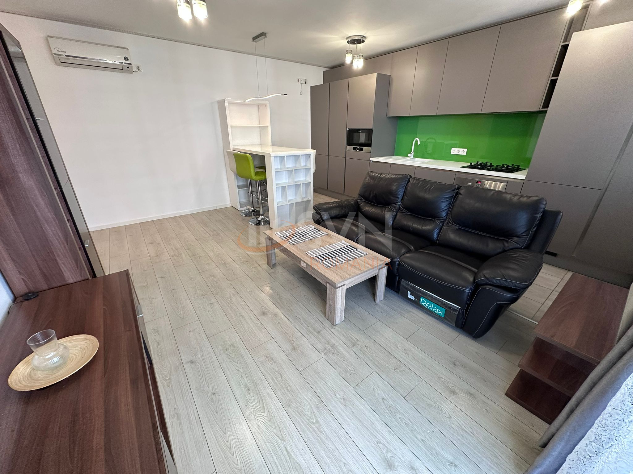 2 camere cu loc parcare exterior inclus Bucuresti/Aviatiei