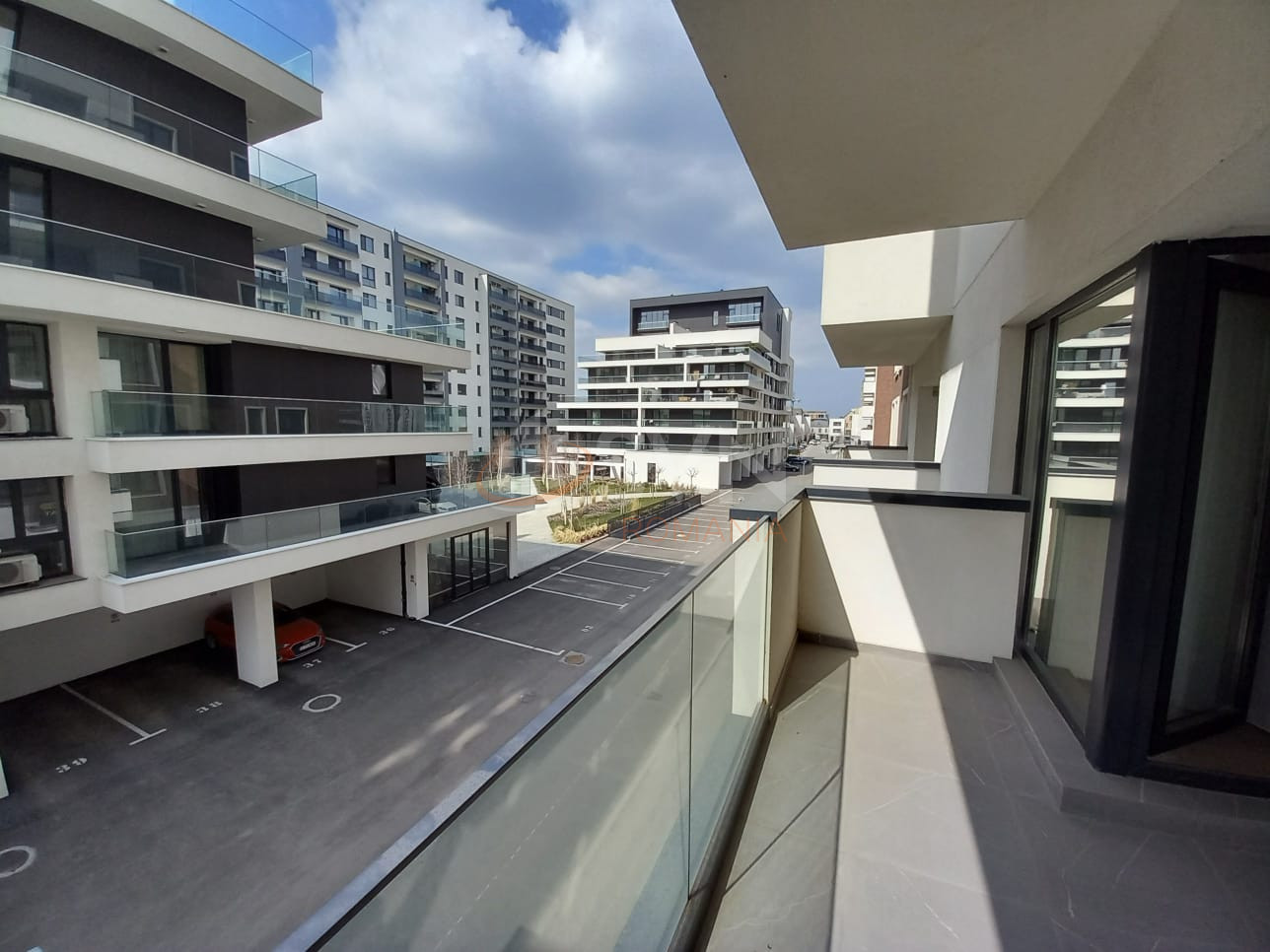 2 camere cu loc parcare exterior inclus Ilfov/Voluntari