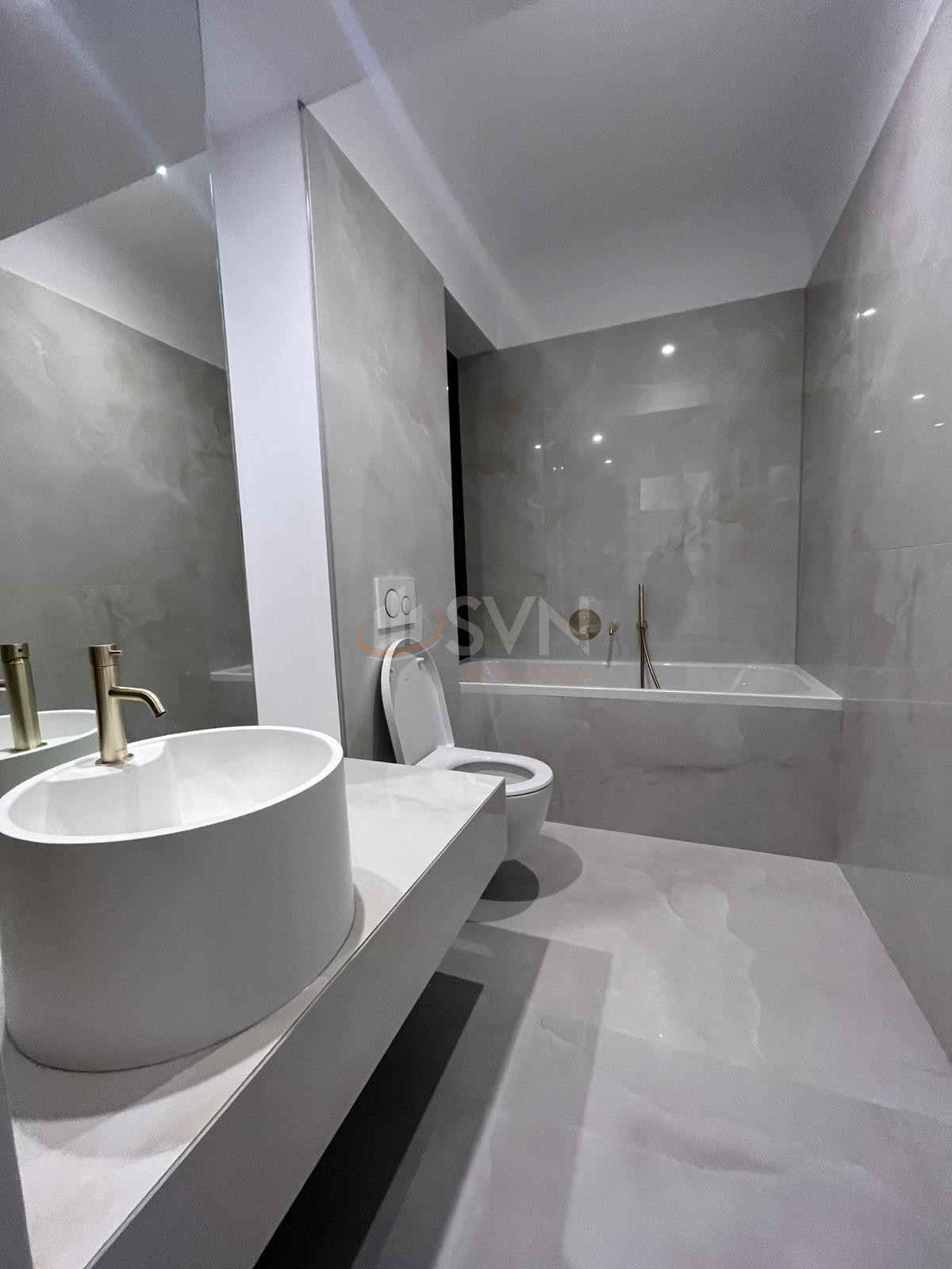 2 camere cu loc parcare exterior inclus Bucuresti/Pipera