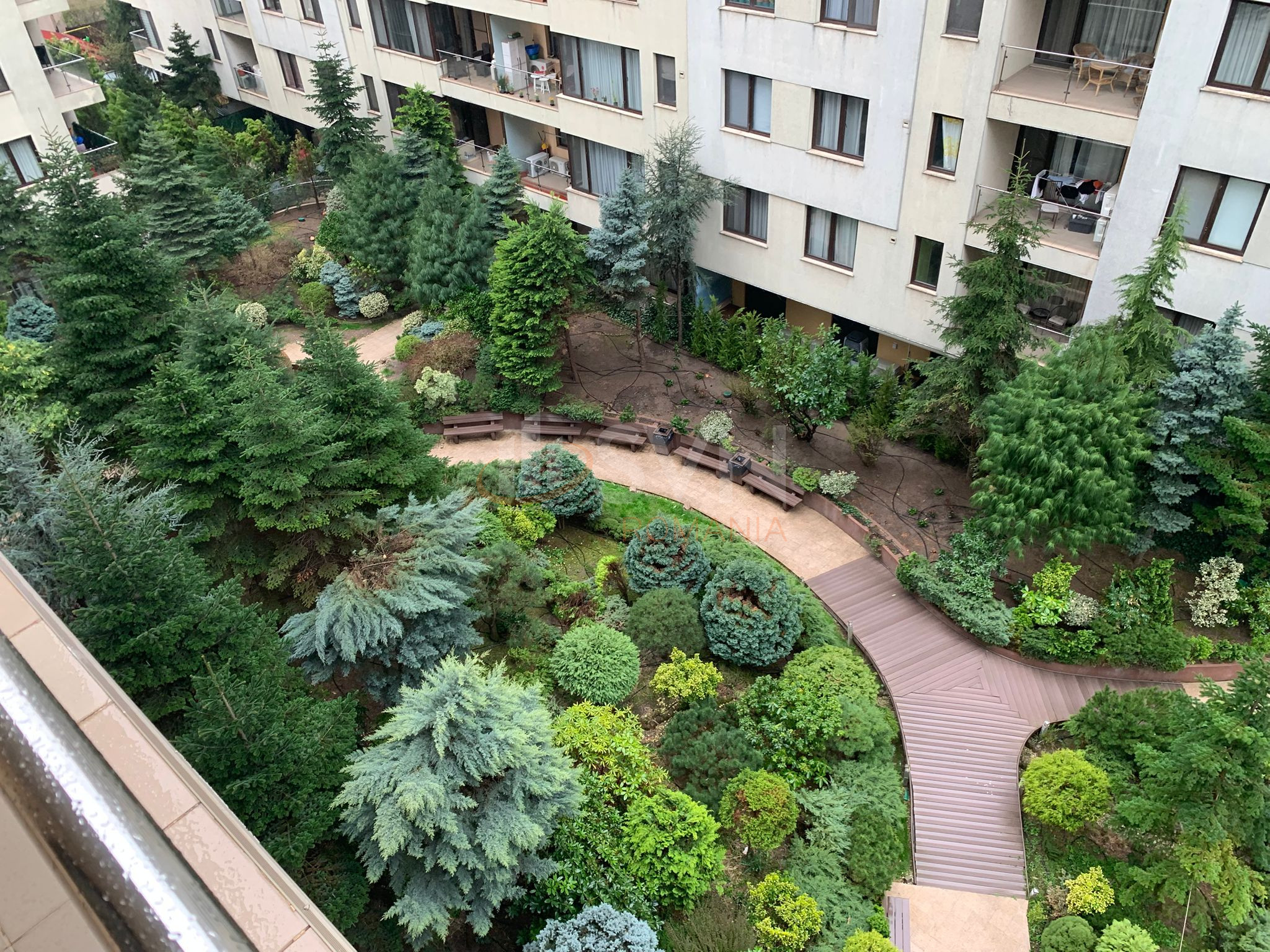 2 camere cu loc parcare exterior inclus Bucuresti/Herastrau