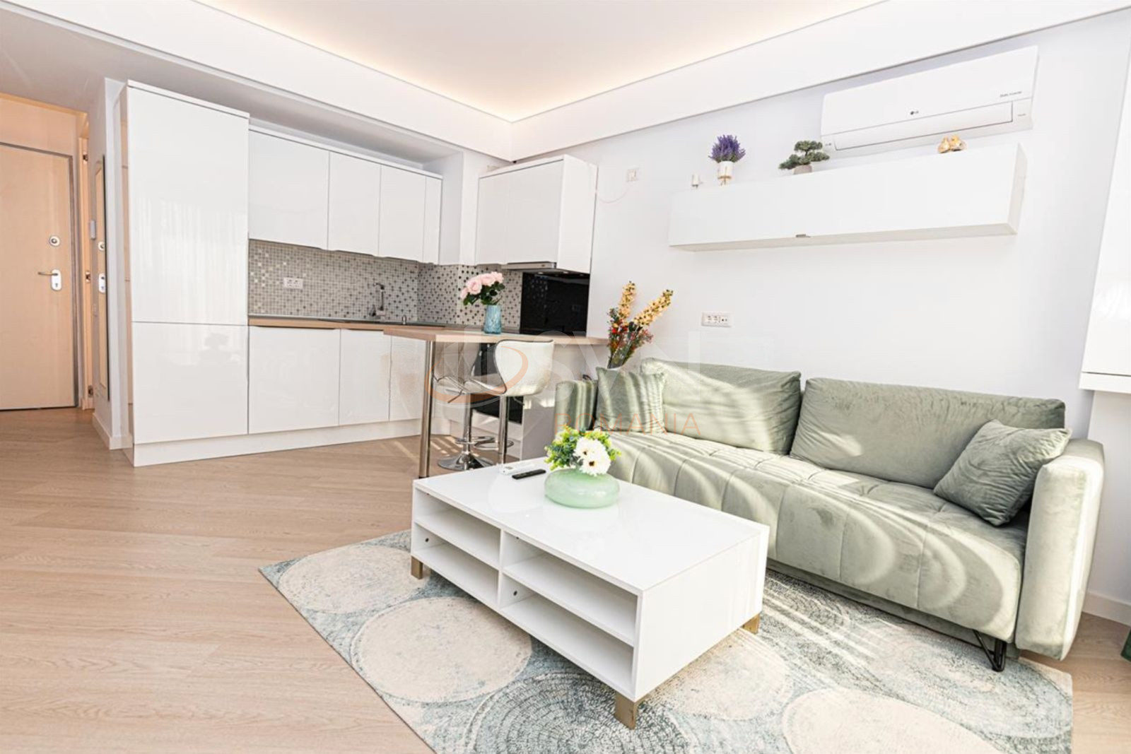 2 camere cu loc parcare exterior inclus Bucuresti/Pipera